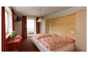 Włochy Privát Waldheim, Wewnątrz